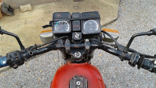 ขายยมาฮ่า RXS เอกสารพร้อมโอนภาษีขาดเครื่องดีคันสตาร์คันเกียร์ไม่เชื่อมโครงไม่ดามเหมาะสำหรับนักปั้น