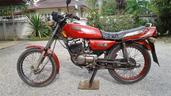 ขายยมาฮ่า RXS เอกสารพร้อมโอนภาษีขาดเครื่องดีคันสตาร์คันเกียร์ไม่เชื่อมโครงไม่ดามเหมาะสำหรับนักปั้น