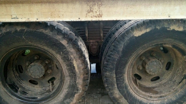 รถอีซูซุ 12 ล้อ ท้ายลาด CNM 340 แรงม้า. ปี 54. สนใจติดต่อ 081 - 6079515 รถอีซูซุ 12 ล้อ ท้ายลาด CNM 340 แรงม้า. ปี 54. สนใจติดต่อ 081 - 6079515