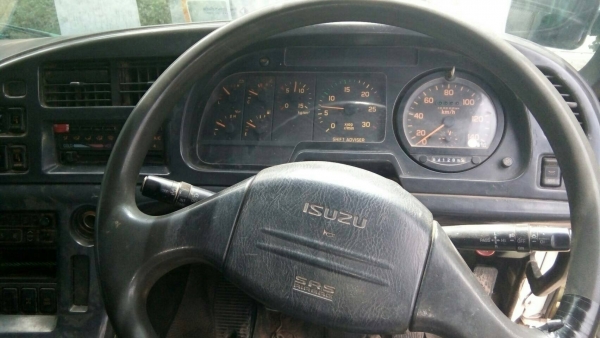 รถอีซูซุ 12 ล้อ ท้ายลาด CNM 340 แรงม้า. ปี 54. สนใจติดต่อ 081 - 6079515 รถอีซูซุ 12 ล้อ ท้ายลาด CNM 340 แรงม้า. ปี 54. สนใจติดต่อ 081 - 6079515