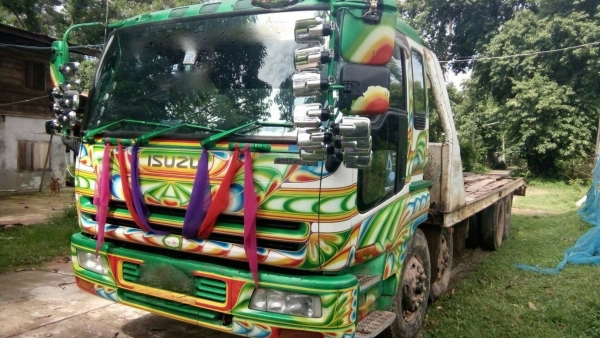 รถอีซูซุ 12 ล้อ ท้ายลาด CNM 340 แรงม้า. ปี 54.    สนใจติดต่อ  081 - 6079515