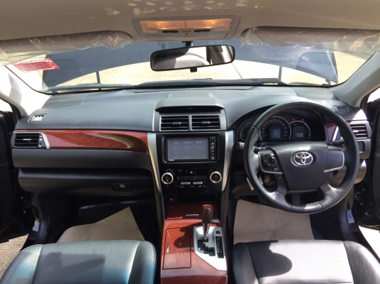 2014 TOYOTA CAMRY 2.0G EXTRIMO รถสวยมาก หน้าเดิม หลังเดิม ซื้อไปคุ้มสุดๆ วิ่งน้อยสุดๆ
