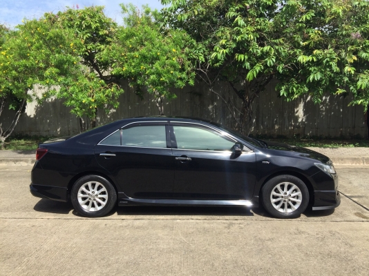 2014 TOYOTA CAMRY 2.0G EXTRIMO รถสวยมาก หน้าเดิม หลังเดิม ซื้อไปคุ้มสุดๆ วิ่งน้อยสุดๆ