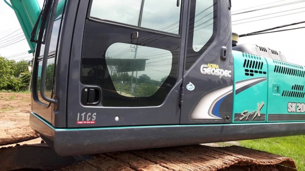 ขายรถขุด แบคโค SK200 SuperX ใช้งานน้อย 7พันชั่วโมง รถสวยสภาพดีมาก ช่วงล่างดี แอร์เย็น เอกสารใบแจ้งจำหน่าย ราคา2,400,000 สนใจโทร 090-8588220คุณนะ 093-3258446คุณบิว หรือเข้าดูสินค้าอื่นๆได้ที่ www.narong2truck.com หรือ www.truck.in.th/498 หรือเพจFacebook ณร