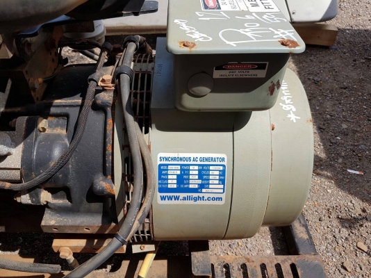 ขายเครื่องปั่นไฟเก่านอก 10 KW PERKINS 403D-11