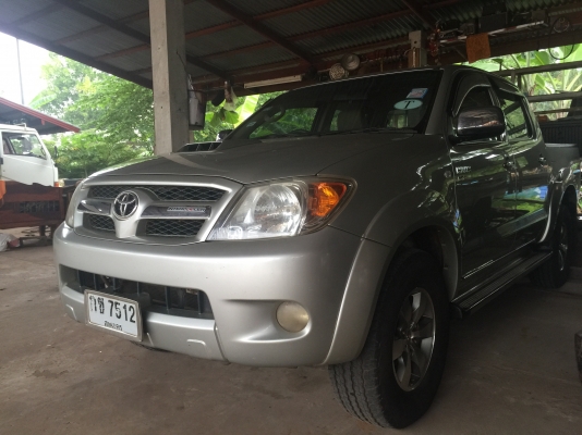 TOYOTA VIGO 2.5 เกียร์ดา 4x4 ปี 47 คานหน้าเดิม กันร้อนเดิม ตะเข็บเดิม รถสวยเดิมบาง เล่มพร้อมโอน