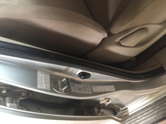 TOYOTA VIGO 2.5 เกียร์ดา 4x4 ปี 47 คานหน้าเดิม กันร้อนเดิม ตะเข็บเดิม รถสวยเดิมบาง เล่มพร้อมโอน