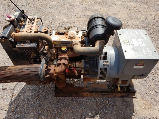 ขายเครื่องปั่นไฟเก่านอก 20KVA PERKINS 403D-11