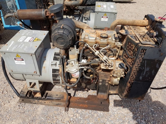 ขายเครื่องปั่นไฟเก่านอก 20KVA PERKINS 403D-11