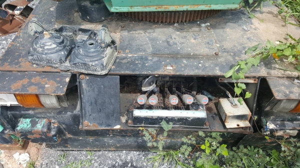 ขาย เครนกระเช้าครบชุด 3 ปลอก ยาว 12 เมตร ขาดแค่ปั้มไฮดรอริค สภาพดีพร้อมใช้งานครับ