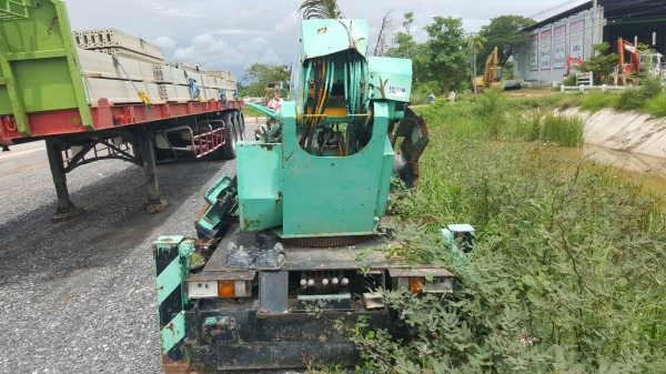 ขาย เครนกระเช้าครบชุด 3 ปลอก ยาว 12 เมตร ขาดแค่ปั้มไฮดรอริค สภาพดีพร้อมใช้งานครับ