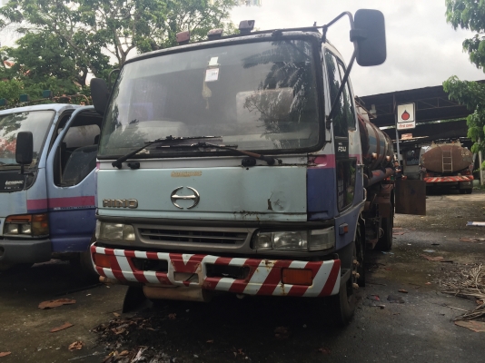 ขายคู่รถน้ำมัน4j ...2คัน  ติดต่อ 080-1405528