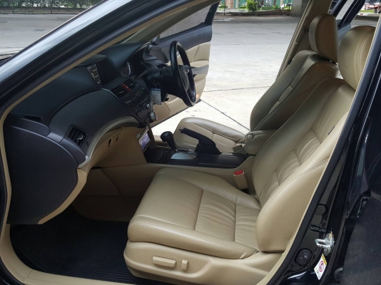 HONDA ACCORD 2.0 EL ปี 2010 รถสวยมีเสนห์สุดๆ
