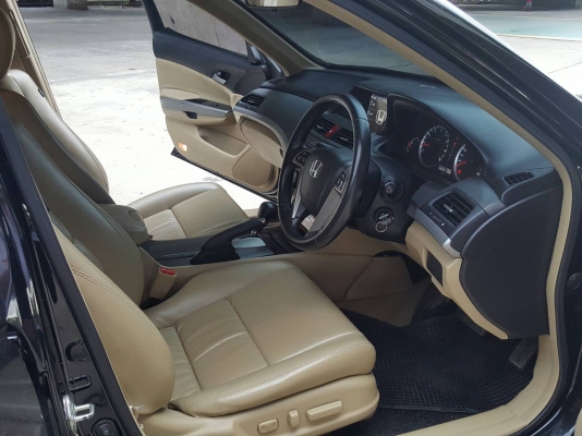 HONDA ACCORD 2.0 EL ปี 2010 รถสวยมีเสนห์สุดๆ