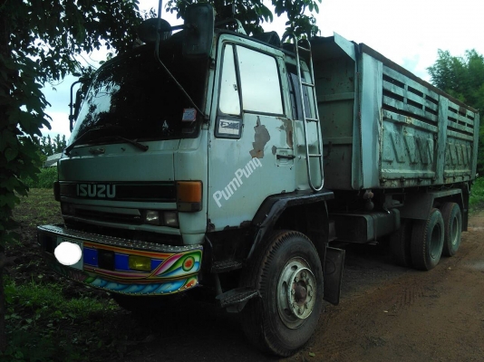 ขาย ISUZU240 FXZ23NFY 240  เทอโบอินเตอร์ดั๊ม เกียร์อิตั๋นใหญ่ สภาพสวยพร้อมใช้ ราคาต่อรองได้ ติดต่อได้ที่คุณ อ๊อฟ พิจิตร 086-737-9991