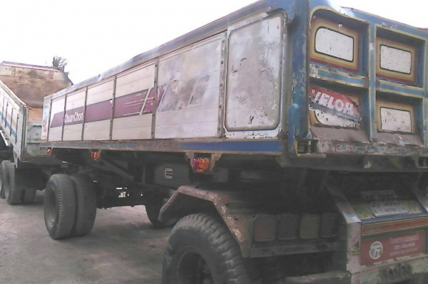 ขาย900,000บาท จัดแนนซ์ 700,000 ISUZU ตัว195เครื่อง260ดั๊มแม่ลูกเนียม สภาพสวยพร้อมใช้ ราคาต่อรอง ติดต่อได้ที่คุณ อ๊อฟ พิจิตร 086-737-9991 ขาย900,000บาท จัดแนนซ์ 700,000 ISUZU ตัว195เครื่อง260ดั๊มแม่ลูกเนียม สภาพสวยพร้อมใช้ ราคาต่อรอง ติดต่อได้ที่คุณ อ๊อฟ พิจิตร 086-737-9991