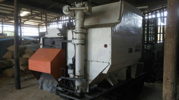 ขายสิบล้อดั้ม2เพลา พ่วงแม่-ลูก ISUZU DECA 270แรง ปี45 ยูโรวัน ลูก2คาน เครื่องดี พร้อมใช้งาน เอกสารพร้อมโอน สนใจโทร 090-8588220คุณนะ 093-3258446คุณบิว หรือเข้าดูสินค้าอื่นๆได้ที่ www.narong2truck.com หรือ www.truck.in.th/498 หรือเพจFacebook ณรงค์ ซื้อขายรถ