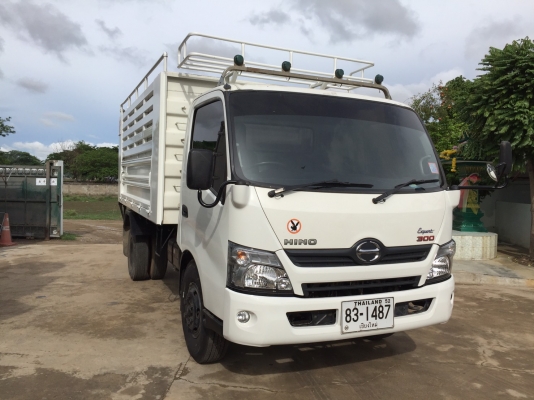 ขาย HINO XZU 710 พร้อมกระบะดั้ม สภาพสวย