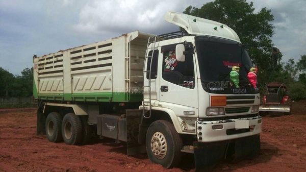 รถบรรทุก 10 ล้อดัมพ์ ISUZU   จดทะเบียนปี  2549