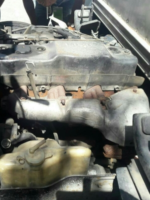 หกล้อ อีซูชุ NKR110ปี36เกียร์สั้น ช่วงยาว4.30ม บรรทุกตู้เปียก สภาพดีเดิมๆสวยพร้อมใช้งาน ทะเบียนพร้อมโอน