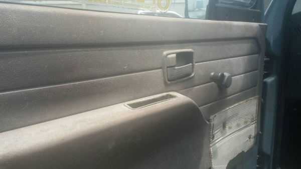 หกล้อ อีซูชุ NKR110ปี36เกียร์สั้น ช่วงยาว4.30ม บรรทุกตู้เปียก สภาพดีเดิมๆสวยพร้อมใช้งาน ทะเบียนพร้อมโอน