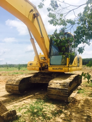 ขายด่วน!! Komatsu PC200-7 เอกสารเล่มทะเบียน สภาพสวยค่ะ