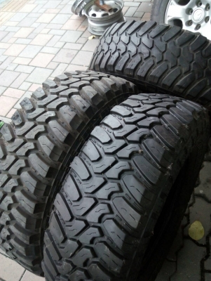 265/75R16 DEESTONE MUD CLAWER ปี14 มี 3 เส้น tel.081-4273941 ไอดีไลน์ 0814273941 265/75R16 DEESTONE MUD CLAWER ปี14 มี 3 เส้น tel.081-4273941 ไอดีไลน์ 0814273941