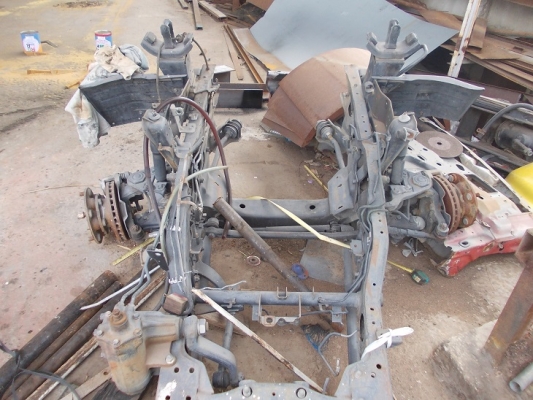 ขาย คัชซีพร้อมอุปกรณ์ชุดหน้า NKR ของนอกแท้