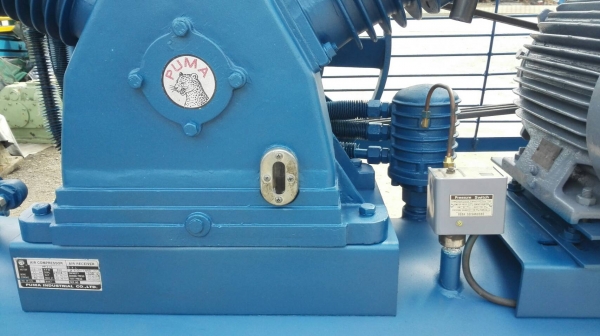 Sell> ขายปั้มลมพูม่า‬ PUMA 15 HP ถังจุ 520 ลิตร ระบบไฟ 380V สภาพใสๆใหม่กริ้บเชคทุกระบบพร้อมใช้งาน ประกันร้าน 6 เดือน มาเทสก่อนได้เลย!!