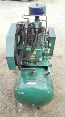 Sell> ขายปั้มลมแชมเปี้ยนส์‬ Champion 5 HP 300 L. USA รุ่น PL-15 ดับเบิ้ลสเตท ฟรีโหลด รุ่นท้อปยอดนิยมของแชมเปี้ยน พร้อมใช้งาน ประกันร้าน 6 เดือน มาเทสก่อนได้!!