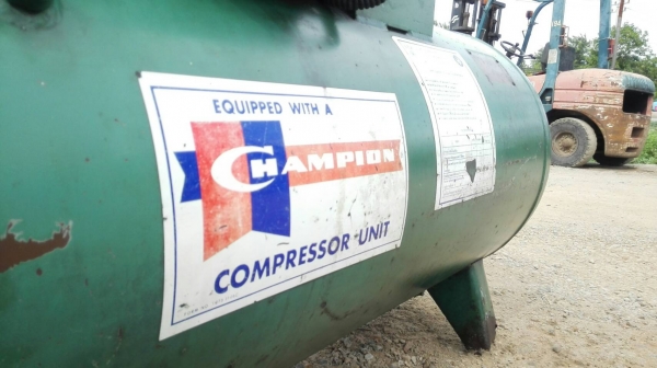 Sell> ขายปั้มลมแชมเปี้ยนส์‬ Champion 5 HP 300 L. USA รุ่น PL-15 ดับเบิ้ลสเตท ฟรีโหลด รุ่นท้อปยอดนิยมของแชมเปี้ยน พร้อมใช้งาน ประกันร้าน 6 เดือน มาเทสก่อนได้!!