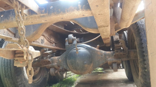 ขายด่วนISUZU GIGA340แรงสองเพลา12ล้อหางปลาเทรนเลอร์ขึ้นแม็คโครราคาเบาๆโทร0801515451