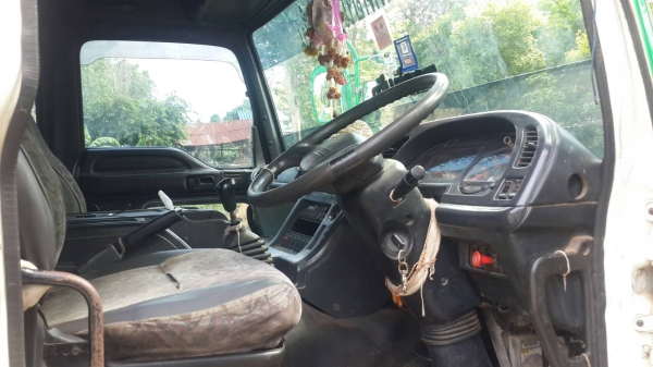 ขายด่วนISUZU GIGA340แรงสองเพลา12ล้อหางปลาเทรนเลอร์ขึ้นแม็คโครราคาเบาๆโทร0801515451