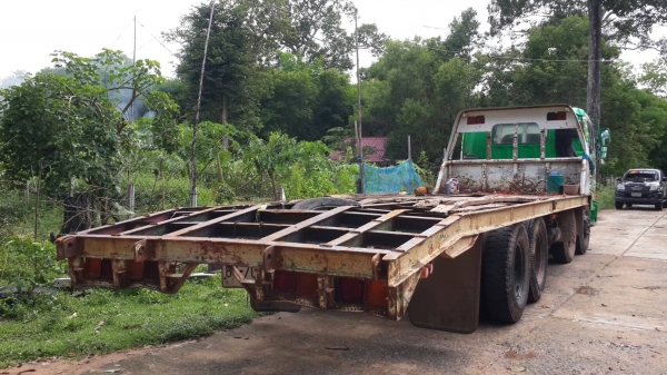 ขายด่วนISUZU GIGA340แรงสองเพลา12ล้อหางปลาเทรนเลอร์ขึ้นแม็คโครราคาเบาๆโทร0801515451