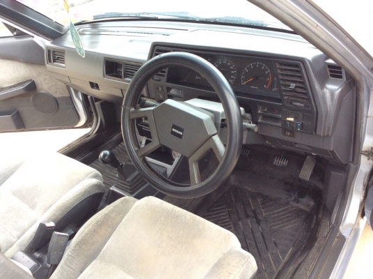 ขายรถ นิสสัน เซ็นทรืา B12 ปี91 เครื่อง 1.6 เกียร์ธรรมดา ติดแก๊สLPG(energy reform) เพาเวอร์ กระจกไฟฟ้า ภายในสวยเดิมๆเบาะสวยสะอาด แอร์เย็นวิทยุCD ตัวถังเดิมๆไม่มีชนสีเดิมไม่เคยทำสีสีซีดบางชิ้น แม็ก14 รถขับดีพร้อมใช้ ขายด่วนครับ