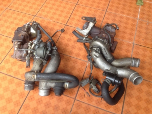 เทอร์โบ จิ๋ว IHI กับ HITACHI เก่าญี่ปุ่นเเท้สภาพตามรูปลูกละ