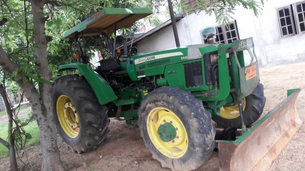 ขายตามสภาพ รถไถ จอนเดีย 5615 มีผาลดันหน้า ผาล 3 ราคา ต่อได้