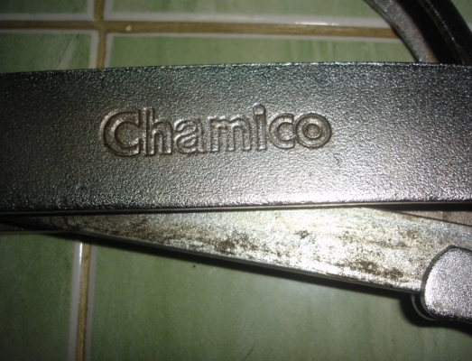 ขายเครื่องมือถอด วาล์ว ไอดี-ไอเสีย รถยนต์  ยี่ห้อ chamico