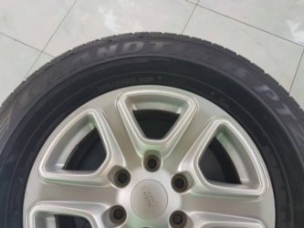 ขายล้อ Ford Ranger Wildtrak ขอบ17 พร้อมยาง 265/65/17 ปี 15 ขายล้อ Ford Ranger Wildtrak ขอบ17 พร้อมยาง 265/65/17 ปี 15