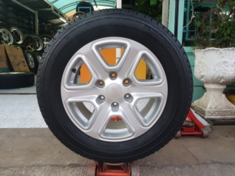 ขายล้อ Ford Ranger Wildtrak ขอบ17 พร้อมยาง 235/60/17 ปี 13