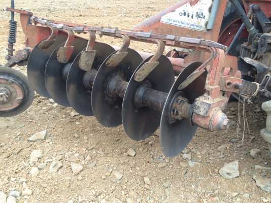 รถไถ KUBOTA  M5000. / 2 เพลา.     สนใจติดต่อ  081 - 6079515