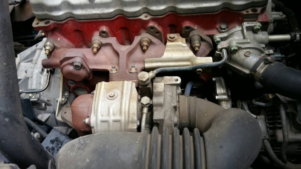 รถฮีโน่ 6 ล้อ ( รถ รับ - ส่ง นักเรียน. ) 150 แรงม้า. ปี 57. , ( รถวิ่ง 10,xxx กม. )   สนใจติดต่อ  081 - 6079515