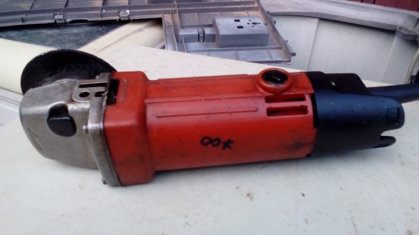 เครื่องเจียร์ MAKTEC 4 นิ้ว เครื่องเจียร์ MAKTEC 4 นิ้ว