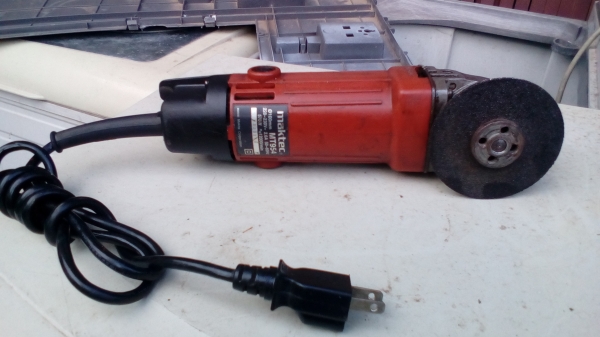 เครื่องเจียร์ MAKTEC 4 นิ้ว เครื่องเจียร์ MAKTEC 4 นิ้ว