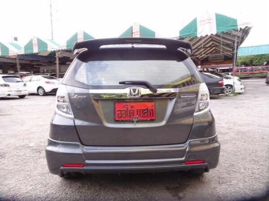 HONDA JAZZ 1.3Hybrid เกียร์AT ปี 2013 โทร 062-991-6649 ดาวออโต้เบสท์