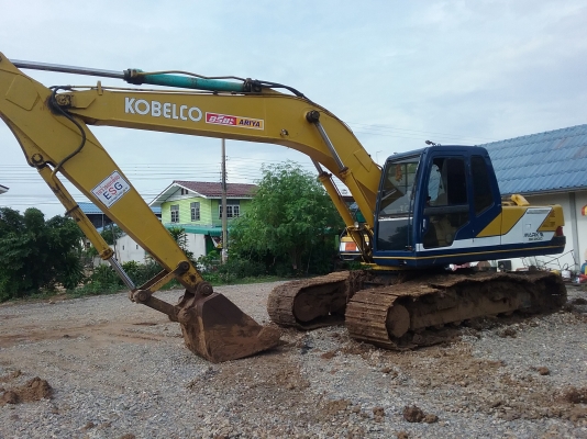 ขาย 695,000 KOBELCO  SK 200-3  เครื่องดี ปั้มแรง ไฟฟ้าครบ เอวแน่น โซ่ไหม่ เอกสารเล่มทะเบียน รถสวยพร้อมใช้เอกสารพร้อมโอน  รถอยู่ จ.นครราชสีมา  090-772-3710 090-772-3708