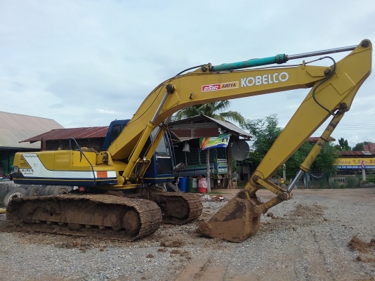 ขาย 695,000 KOBELCO  SK 200-3  เครื่องดี ปั้มแรง ไฟฟ้าครบ เอวแน่น โซ่ไหม่ เอกสารเล่มทะเบียน รถสวยพร้อมใช้เอกสารพร้อมโอน  รถอยู่ จ.นครราชสีมา  090-772-3710 090-772-3708