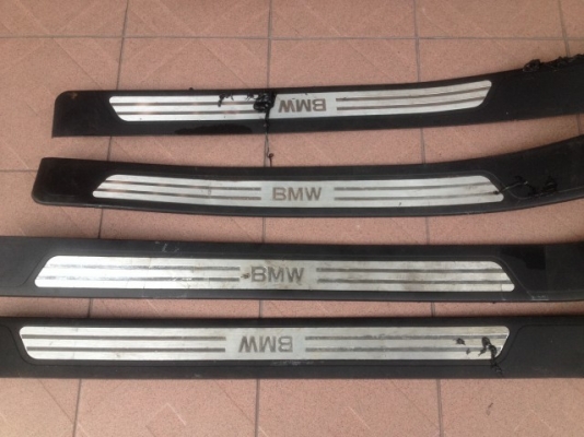 กาบบันไดข้างเเท้  BMW SERIES 7 ครบชุดเก่าญี่ปุ่นสภาพดี