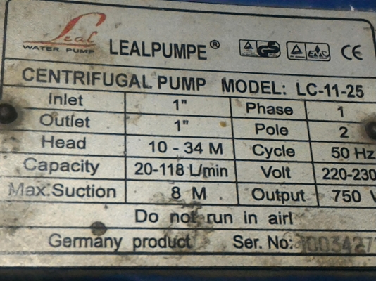 ปั๊มน้ำยี่ห้อ LEAL ขนาดกำลัง 1แรงม้า 750 W. ท่อเข้า - ออก 1นิ้ว ดันน้ำขึ้นได้สูง 34 ม.