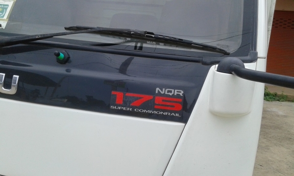 ISUZU NQR 175แรง 5.5เมตร รถห้างแท้ จดปี51 ISUZU NQR 175แรง 5.5เมตร รถห้างแท้ จดปี51
